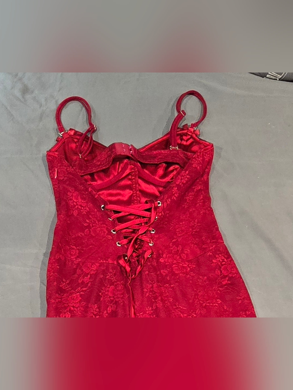 Outcast Dylan Maxi Dress In Red Lace Size XXS - Picture 9 of 13